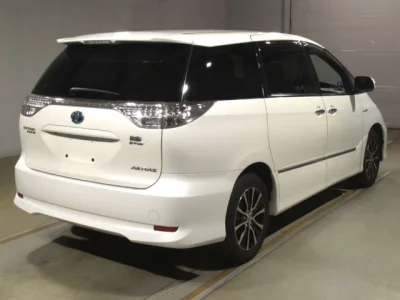 Toyota Estima Hybrid