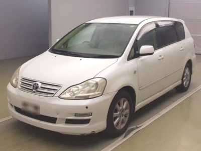 Toyota Ipsum
