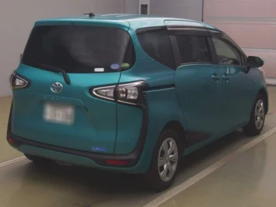 Toyota Sienta