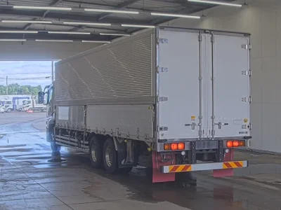 Mitsubishi FUSO SUPER GREAT