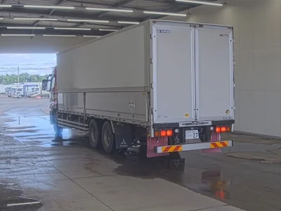 Mitsubishi FUSO SUPER GREAT
