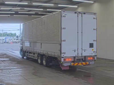 Hino PROFIA