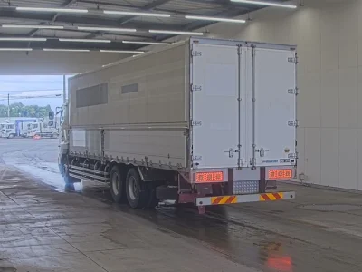 Hino PROFIA