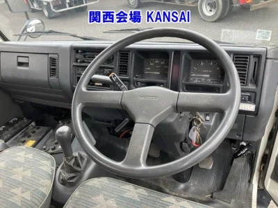 Mazda Titan