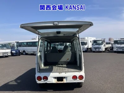 Mitsubishi Minicab Van
