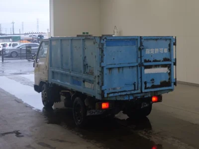 Mazda Titan