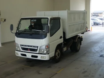 Mitsubishi Fuso Canter