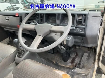 Mazda Titan