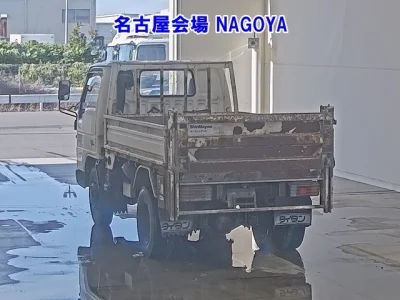 Mazda Titan