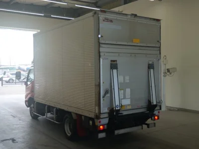 Hino DUTRO