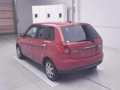 Mazda Verisa