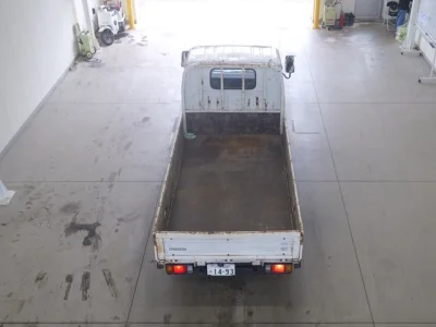 Mazda Titan