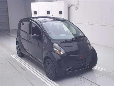 Mitsubishi i