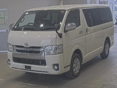 Toyota HiAce Van