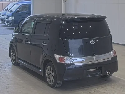 Toyota bB