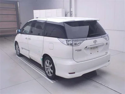 Toyota Estima Hybrid