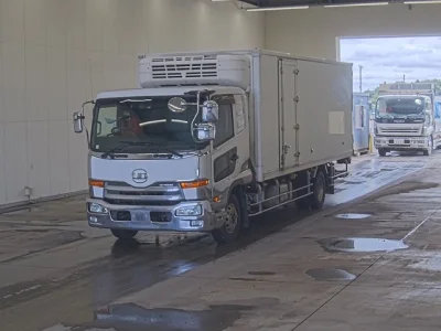 Nissan Condor
