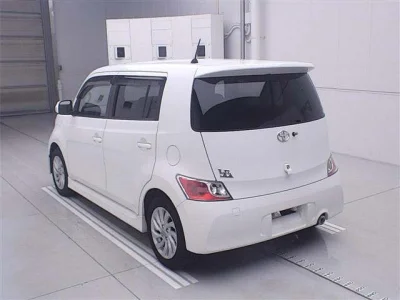 Toyota bB