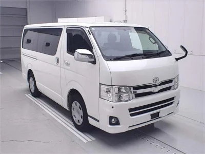 Toyota HiAce Van
