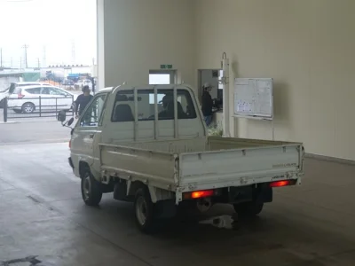 Toyota Lite Ace Truck