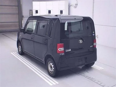 Toyota Pixis Space