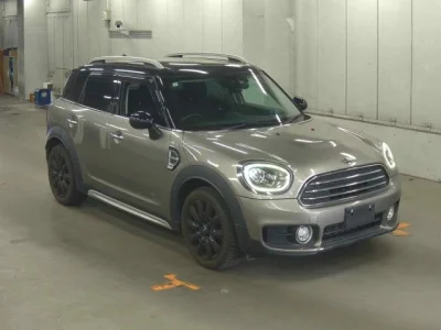 MINI Crossover