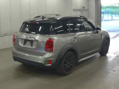 MINI Crossover
