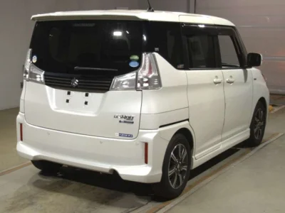 Suzuki Solio
