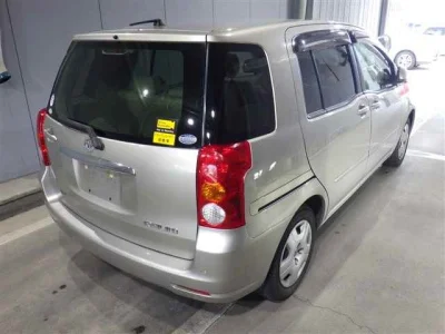 Toyota Raum