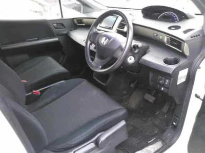 Honda Freed Spike