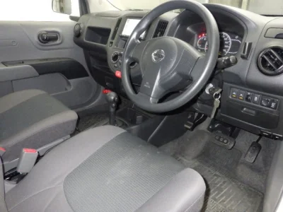 Nissan AD