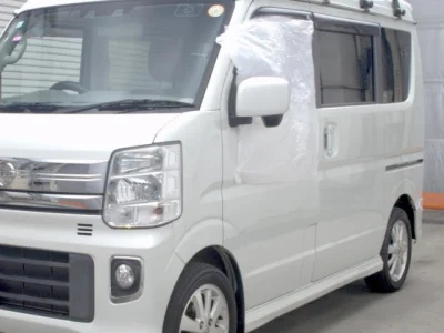Nissan NV100 Clipper Rio