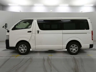 Toyota RegiusAce