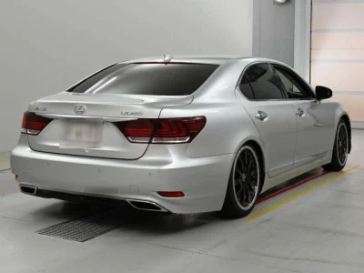 Lexus LS460L