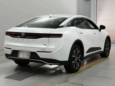 Toyota Crown Crossover