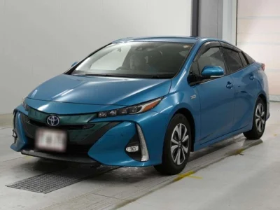 Toyota Prius PHV