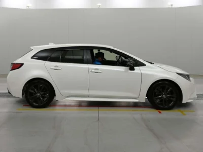 Toyota Corolla Touring Sports