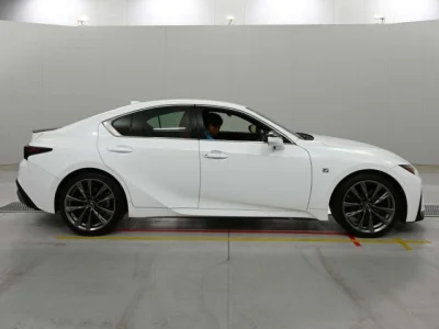 Lexus IS300