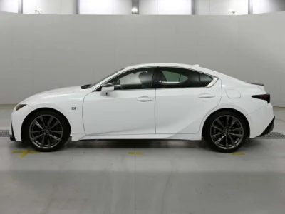 Lexus IS300