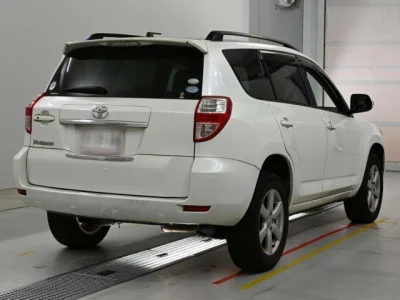 Toyota Vanguard