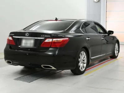 Lexus LS460L