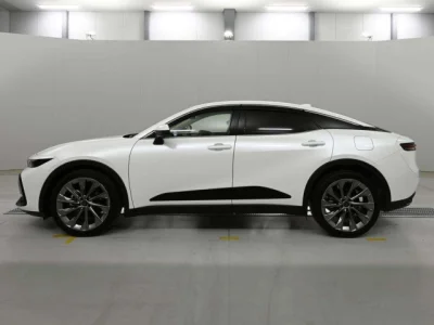 Toyota Crown Crossover
