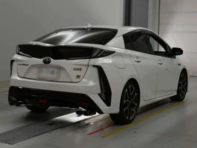 Toyota Prius PHV