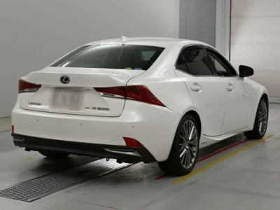 Lexus IS300h