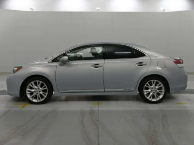 Lexus HS250h