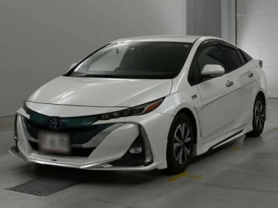 Toyota Prius PHV