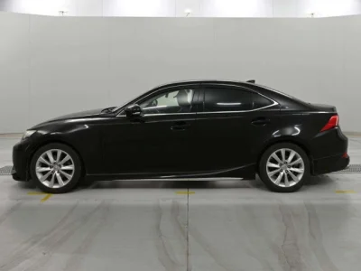 Lexus IS300h
