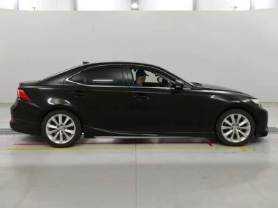 Lexus IS300h