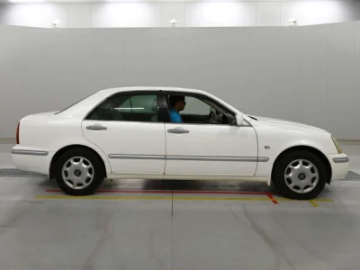 Toyota Progres