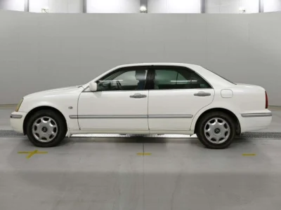 Toyota Progres